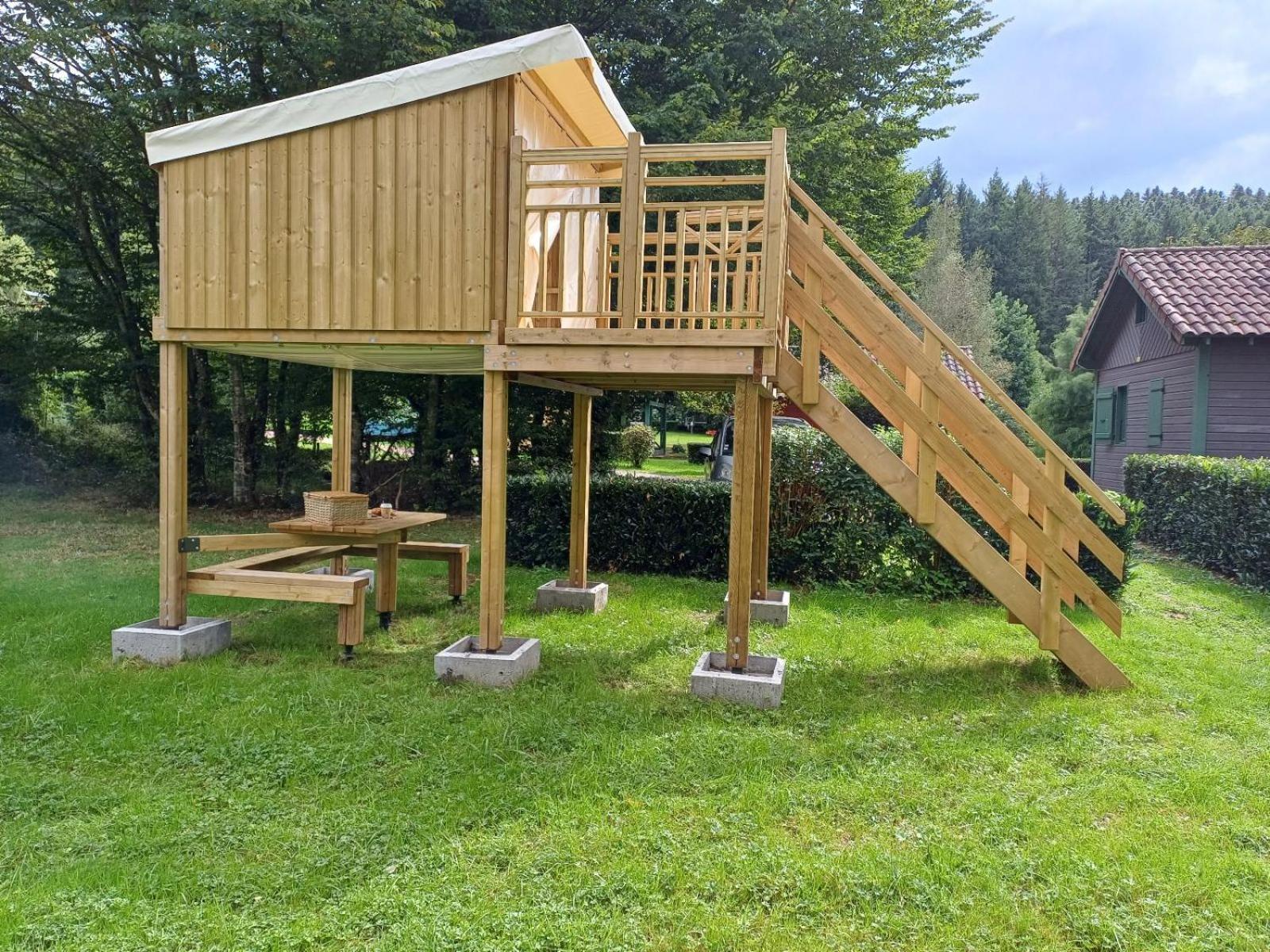 Camping Le Lac Des Sapins Cublize Exterior foto